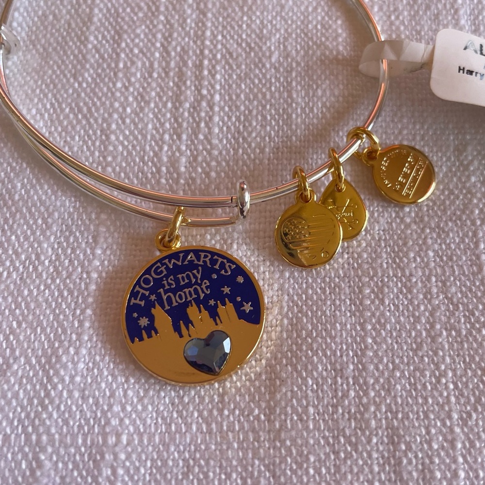 Alex & Ani NWT ‘Hogwarts is My Home’ Bracelet